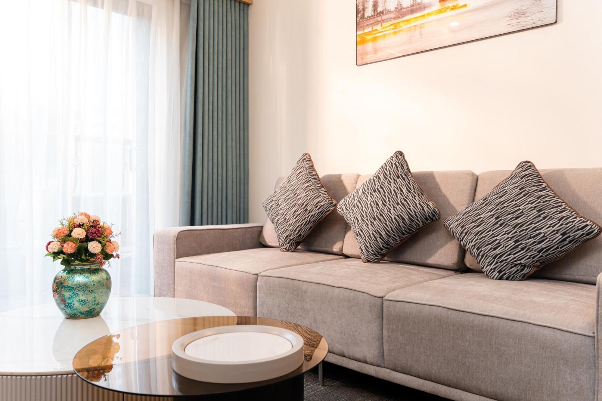 Capital Garden Hotel Ханой Экстерьер фото