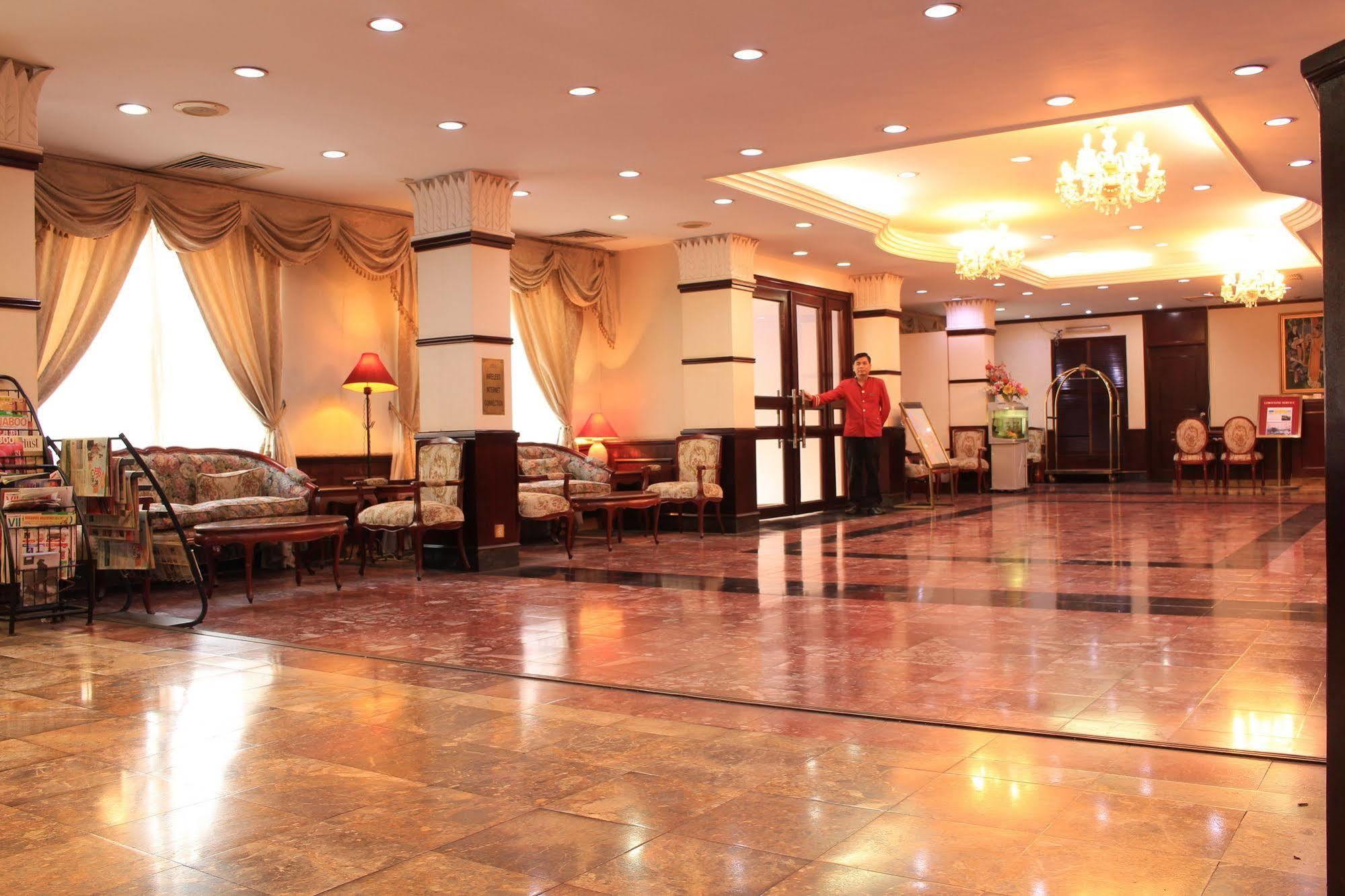 Capital Garden Hotel Ханой Экстерьер фото